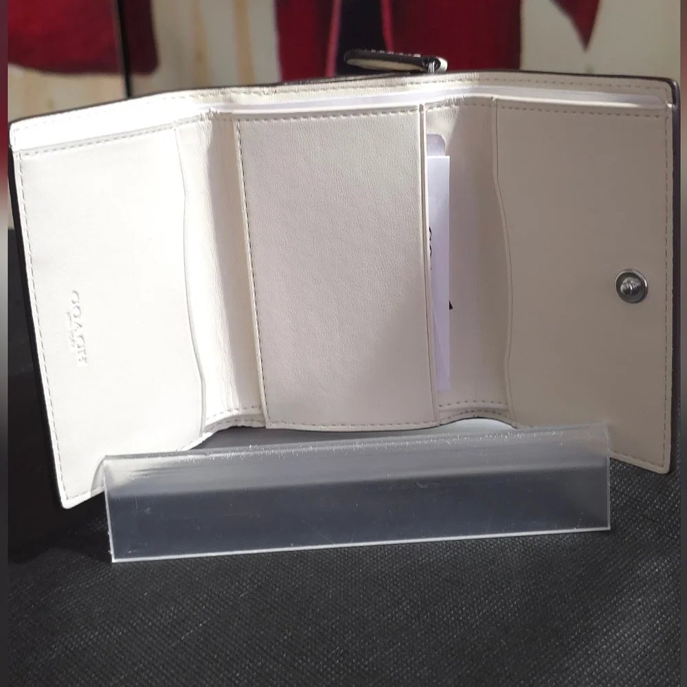 Coach Leather Wallet Taupe/Sand NWT - Picture 9 of 11